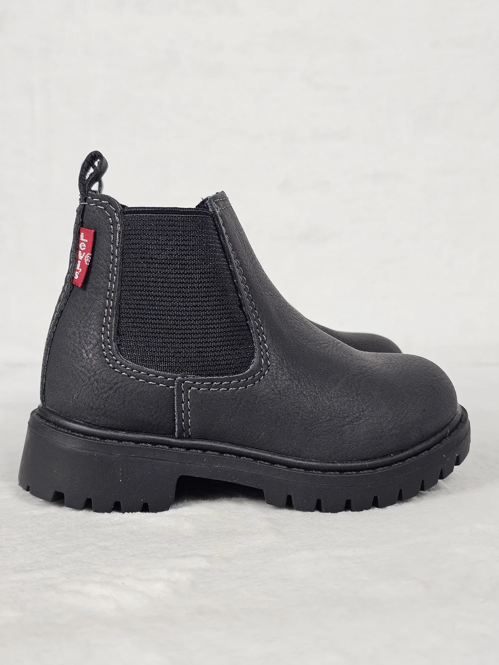 Levis Buckley WX Toddler Kids 5 Chelsea Boots Black Pull On Faux Leather NWOT